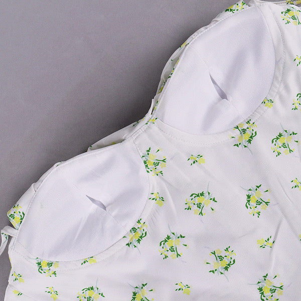 corset floral daisy close up top